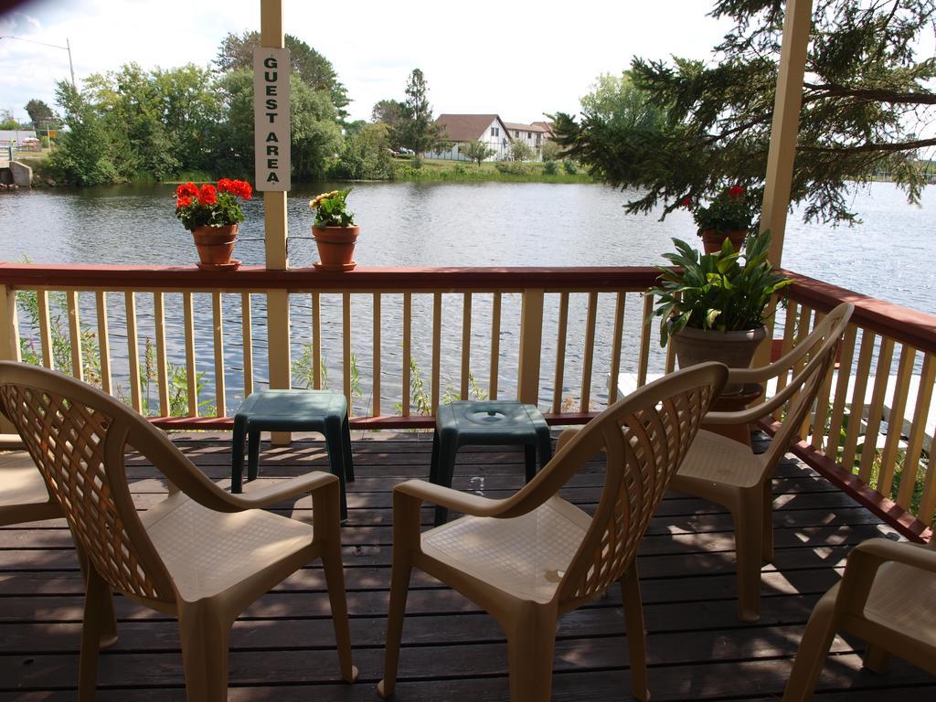 Riverside Motel Хейвард Экстерьер фото
