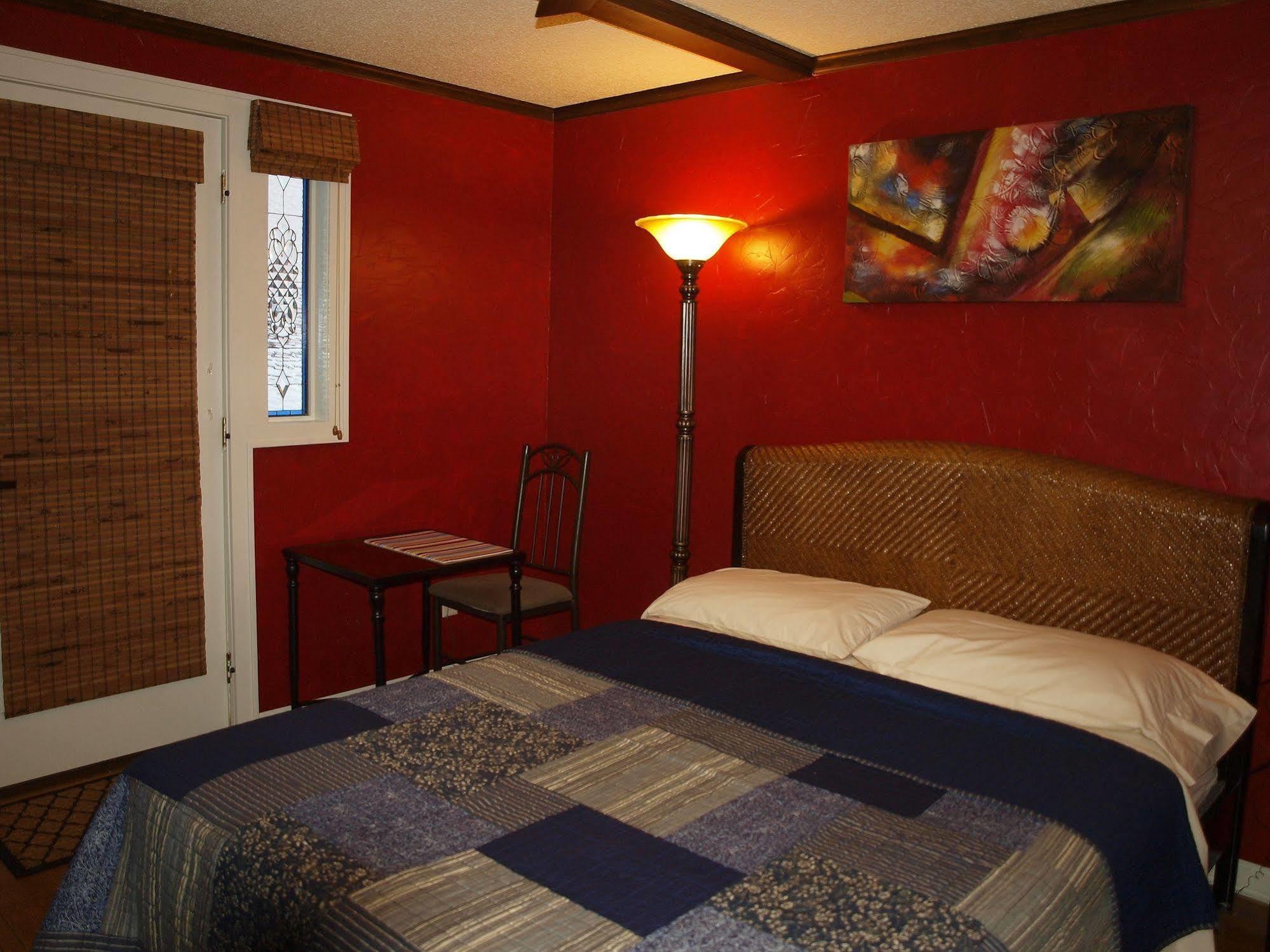 Riverside Motel Хейвард Экстерьер фото